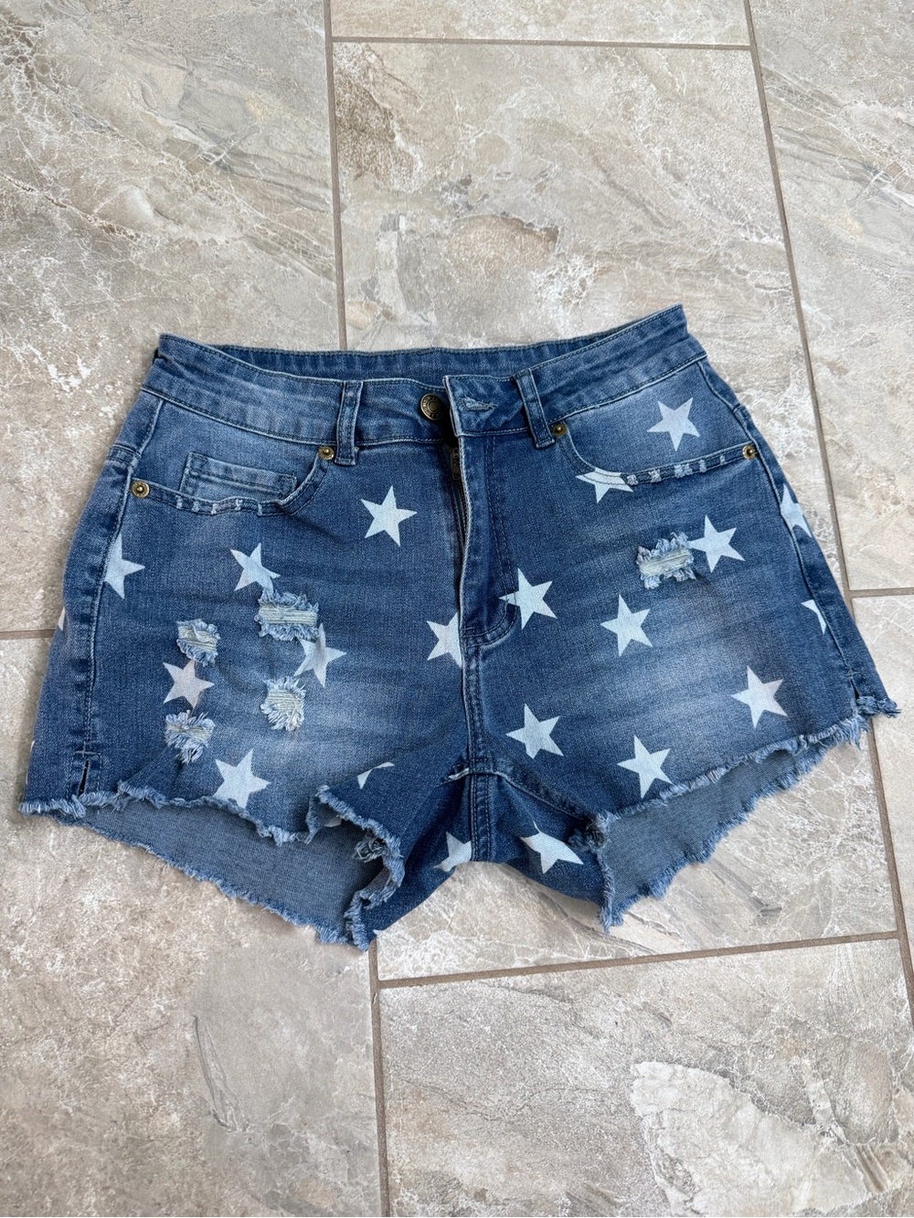 Women’s Star Print High Rise Distressed Denim Shorts Size Small